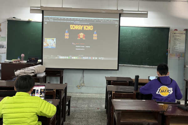 【課程紀錄】用上課的時間來打一場電動吧！——史汀實驗室常態課 Game:bit遊戲設計課